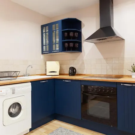 Lets Holidays Attractive In Costa Brava Апартаменти *