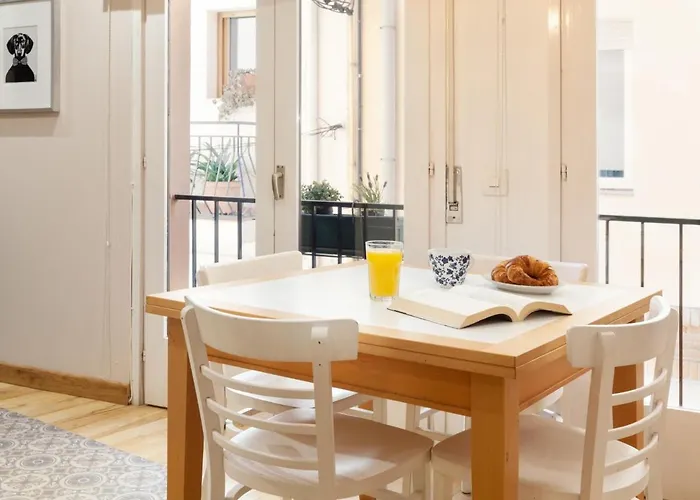 Appartamento Lets Holidays Attractive In Costa Brava