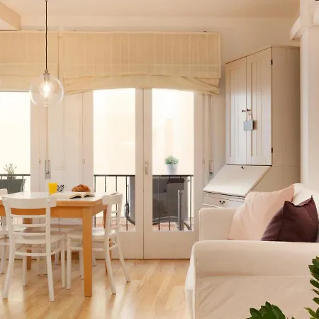 Lets Holidays Attractive In Costa Brava Apartment